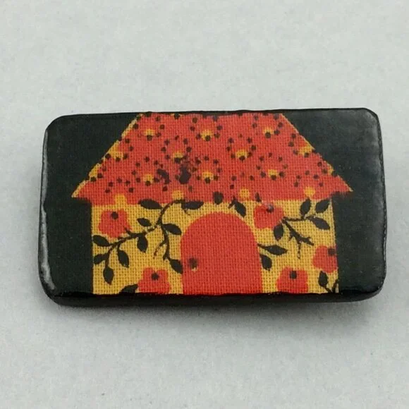 2 Handmade House Cottage Themed Brooches Pins Countryside Wood Clay Cottagecore - Picture 4 of 12